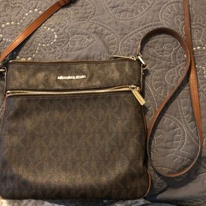 AUTHENTIC Michael Kors crossbody purse logo